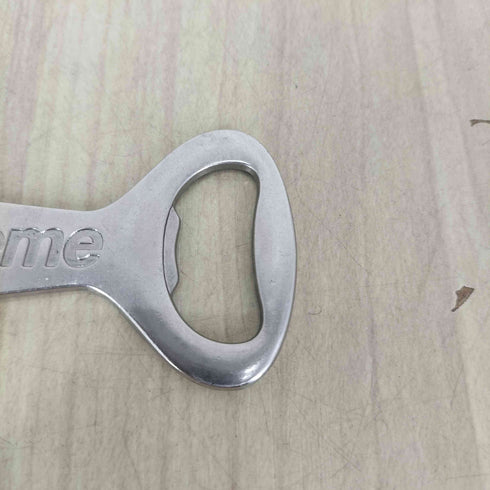 シュプリーム Supreme bottle opener keychain メンズ