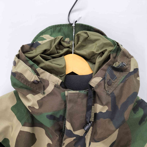 ユーエスアーミー U.S. ARMY BARRIER WEAR社製 COLD WEATHER CAMOUFLAGE PARKA/ECWCS PARKA メンズ import:XS