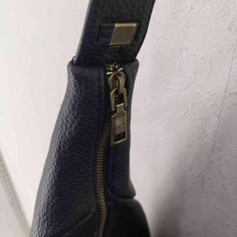 ギャップ Gap ヴィーガン ペブルレザー スラウチー クロスボディバッグ メンズ