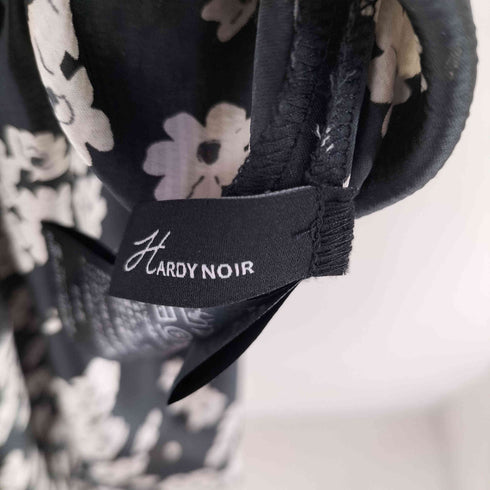 アルディーノアール HARDY NOIR Flower print dress. フラワープリント後ろタイワンピース レディース