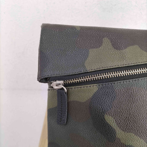 エリソン HERISSON 迷彩柄クラッチバッグ メンズ