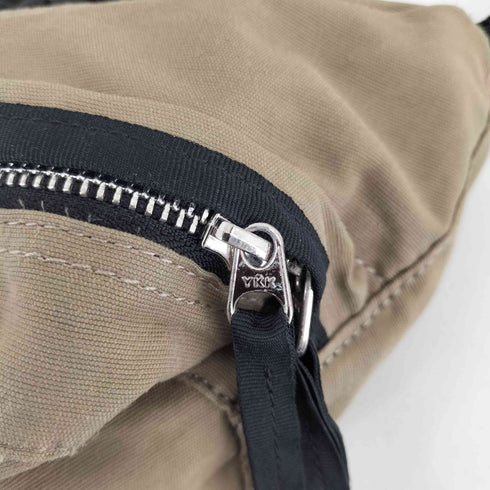 ampersand ボディバッグ メンズ