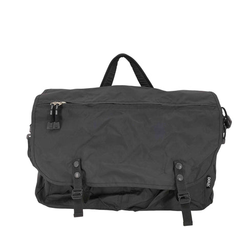 イザック Y’saccs doux ナイロンポケットショルダーバッグ メンズ