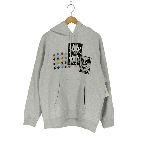 オベイ OBEY TRIPLE TROUBLE OBEY INVADER HOODIE メンズ JPN:L