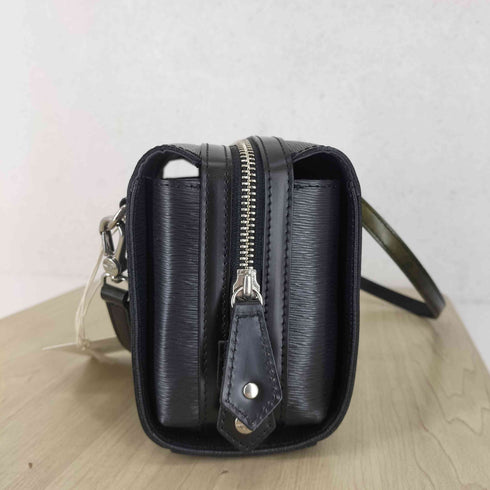 ヴィヴィアンウエストウッド Vivienne Westwood NEW ADVAN ショルダーバッグ レディース