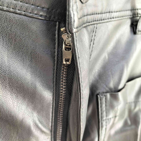 ザラ ZARA フェイクレザーフレアパンツ レディース EUR 36