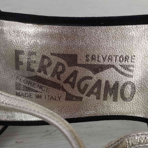 サルヴァトーレフェラガモ Salvatore Ferragamo ハイヒールストラップサンダル レディース
