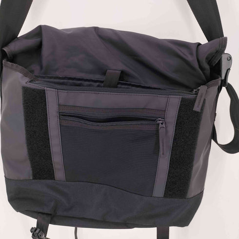 ヘリーハンセン HELLY HANSEN MESSENGER MAP BAG メッセンジャー マップ バッグ メンズ