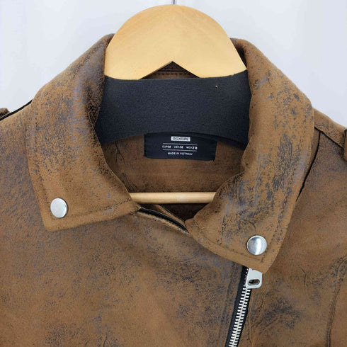 ベルシュカ BERSHKA フェイクレザーダブルライダースジャケット レディース M