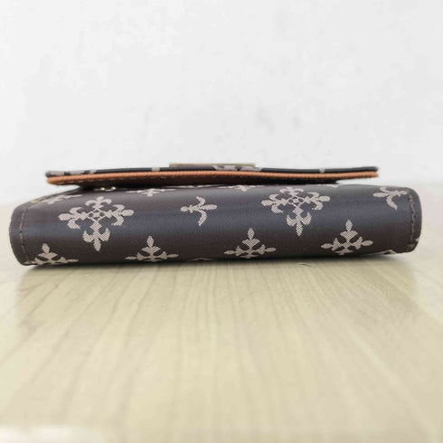 デイリーラシット Daily russet 総柄三つ折り財布 レディース