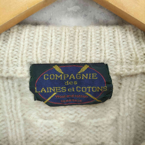 ケーブルニットセーター レディース