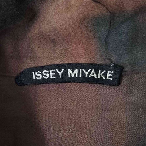 イッセイミヤケ ISSEY MIYAKE グラデーションデザイン L/S レギュラーカラーシャツ レディース JPN:2