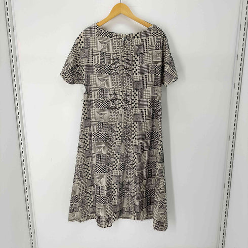 シビラ Sybilla 総柄 刺繍 七分丈 半袖 ワンピース レディース import:M