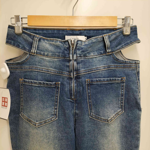 Barbie Chill カットアウト フレア デニム パンツ レディース M