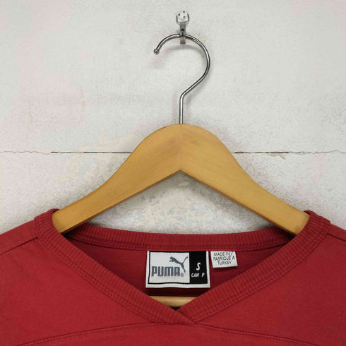 プーマ PUMA 00S フロントプリント VネックTシャツ メンズ import:S