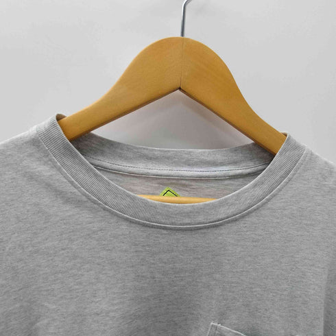 パレス PALACE 24SS HARDWARE POCKET T-SHIRT ポケット Tシャツ メンズ import:M