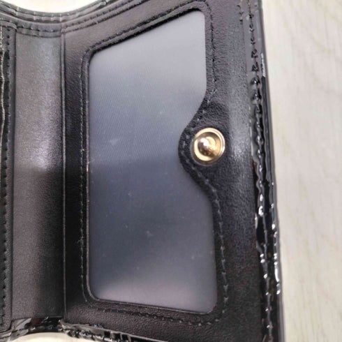 ヴィヴィアンウエストウッド Vivienne Westwood エナメル がま口 三つ折 財布 レディース