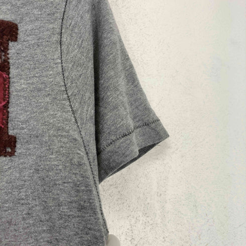 アバクロンビーアンドフィッチ Abercrombie & Fitch フロントアップリケ刺繍クルーネックTシャツ メンズ import:M