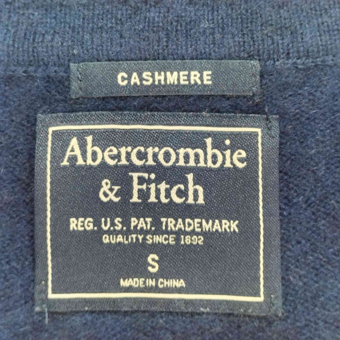 アバクロンビーアンドフィッチ Abercrombie & Fitch CASHMERE 胸刺繍Vネックニット メンズ import:S