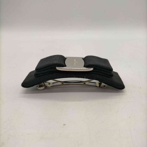サルヴァトーレフェラガモ Salvatore Ferragamo ロゴ 刻印 リボン アクセサリー レディース