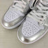 ジョーダンブランド JORDAN BRAND Women's Air Jordan 1 Mid SE Metallic Silver メンズ JPN:26