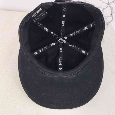 ニューエラ NEW ERA ゴールドメタルプレート スナップバックキャップ メンズ