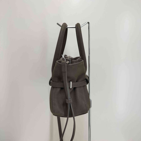 レザーショルダーバッグ レディース