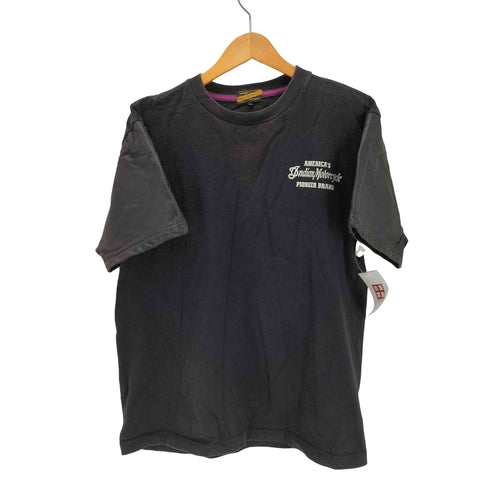 インディアンモーターサイクル INDIAN MOTORCYCLE カウレザー パンチングアーム バッグスカル プリント Tシャツ メンズ JPN:L