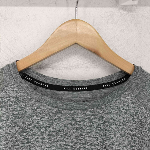 ナイキ NIKE 25aw ADV ストライド ショートスリーブ ランニングトップ DRI-FIT メンズ import:L