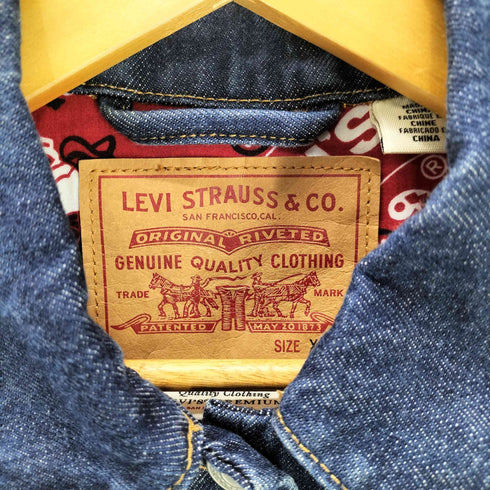 リーバイス Levis 40周年記念モデル 裏地ペイズリー バンダナ 3rd デニム トラッカー ジャケット 濃絹 メンズ import:XS