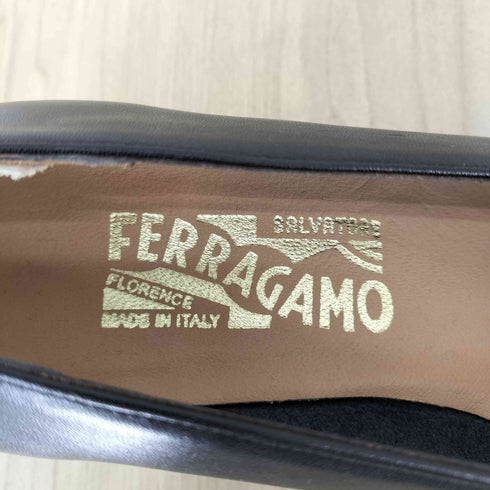 サルヴァトーレフェラガモ Salvatore Ferragamo ヴァラリボン パンプス レディース 5