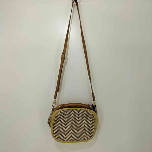 ガリャルダガランテ GALLARDAGALANTE 編み込み レザー ショルダー バッグ レディース