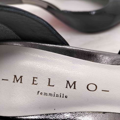 MELMO ストーンエナメルパンプス レディース