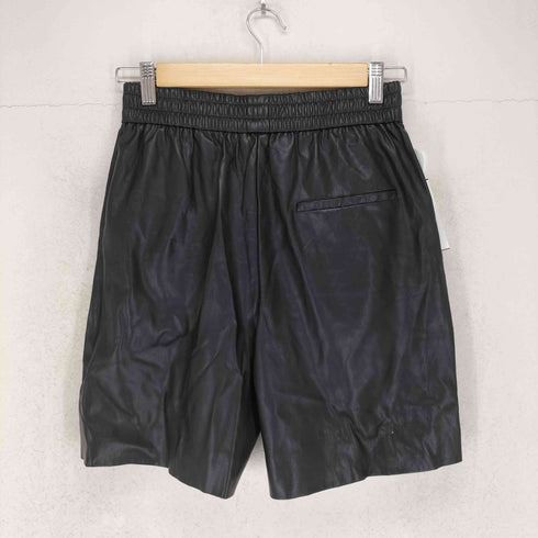 ザラ ZARA フェイクレザーショートパンツ レディース XS