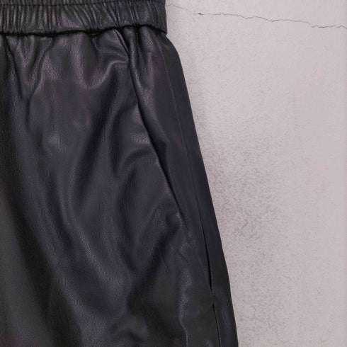 ザラ ZARA フェイクレザーショートパンツ レディース XS