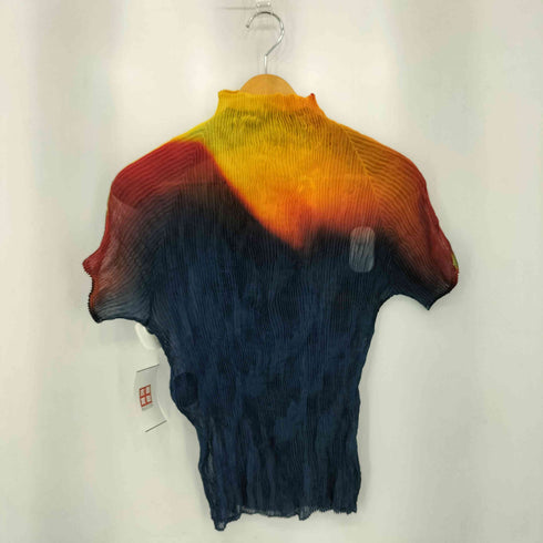 イッセイミヤケ ISSEY MIYAKE CHIFFON TWIST シフォンツイスト 半袖プリーツ トップス レディース