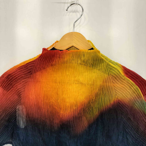 イッセイミヤケ ISSEY MIYAKE CHIFFON TWIST シフォンツイスト 半袖プリーツ トップス レディース