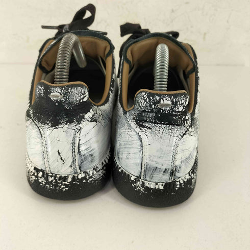 メゾンマルジェラ Maison Margiela ペンキ加工ジャーマントレーナーローカット スニーカー メンズ EUR:40