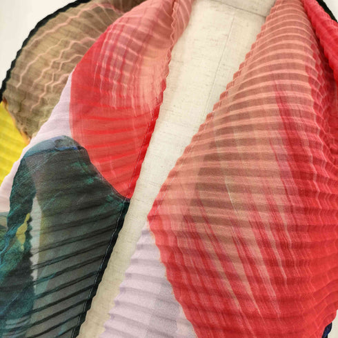 オムプリッセイッセイミヤケ HOMME PLISSE ISSEY MIYAKE ドローイング プリーツ スカーフ レディース