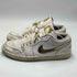 ジョーダンブランド JORDAN BRAND WMNS AIR JORDAN 1 LOW METALLIC GOLD-WHITE メンズ JPN:28.5