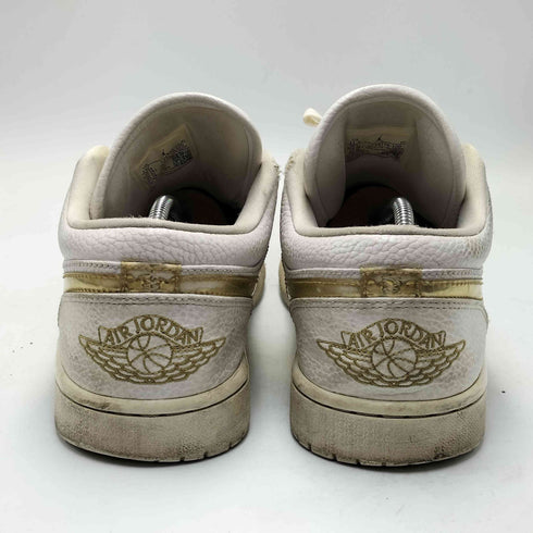 ジョーダンブランド JORDAN BRAND WMNS AIR JORDAN 1 LOW METALLIC GOLD-WHITE メンズ JPN:28.5