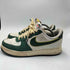 ナイキ NIKE AIR FORCE 1 '07 LV8 SAIL/NOBLE GREEN-OPTI YELLOW メンズ JPN:27