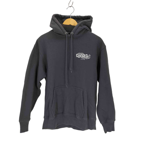 ココロブランド COCOLO BLAND ロゴプリントプルオーバーパーカー メンズ JPN:L