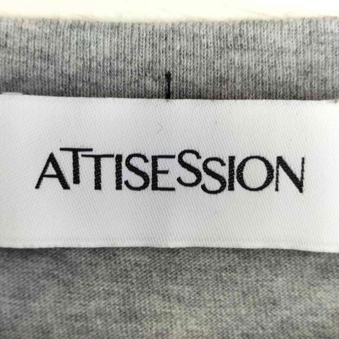 ATTISESSION ヒールプリント クルーネックカットソー レディース