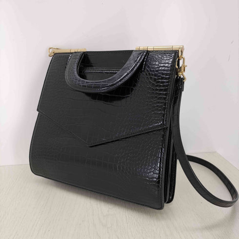 チャールズアンドキース CHARLES&KEITH ミニクロック エフェクトエンベロープバッグ レディース