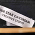 FLEURI FOUR STAR DAYDREAM プリント クルーネックTシャツ casual レディース