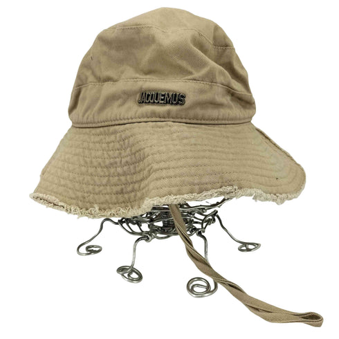 ジャックムス JACQUEMUS ロゴプレートバケットハット メンズ ONE SIZE