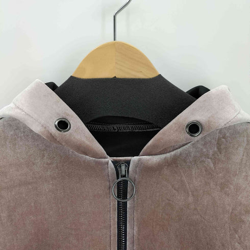 ベルシュカ BERSHKA ベロアクロップドジップパーカー レディース import:S