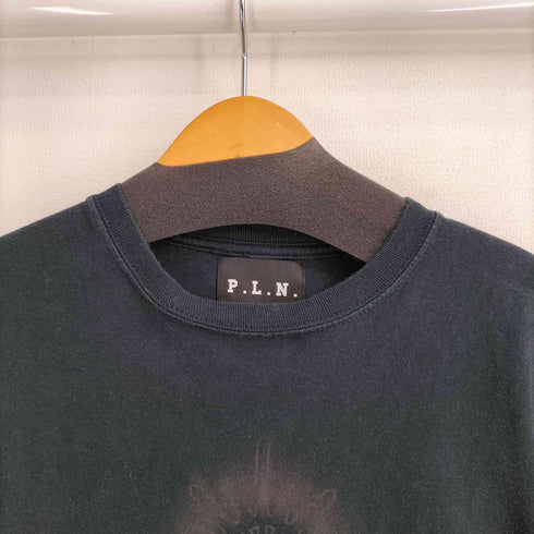 P.L.N. フロントプリント S/S Tee メンズ import:S