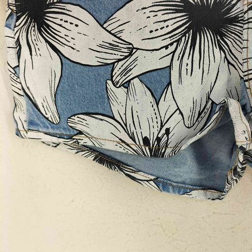 リーバイス Levis FARM RIBCAGE SHORT FLOWER BURST デニムショートパンツ レディース 25